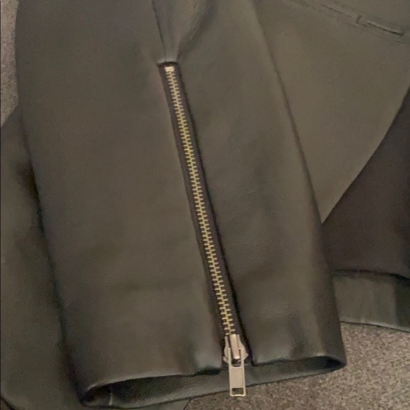 Elizabeth and James Featherweight Leather Blazer - Picture 9 of 10